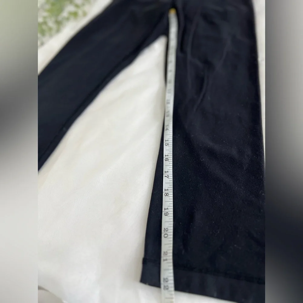 Lululemon Wunder Under Hi-Rise 7/8 Tight Black Size 4